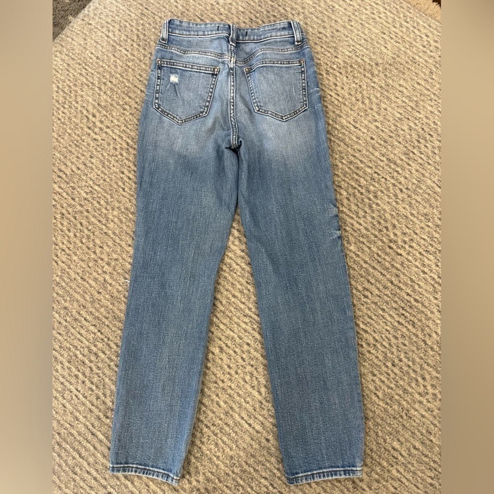 WILLOW + ROOT High Rise Mom Jean - Picture 2 of 6